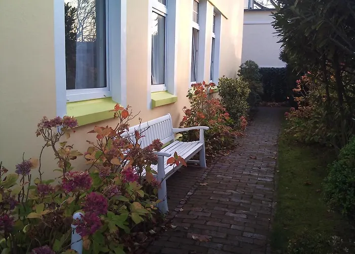 Haus Strandburg 3* ヴァンガーオーゲ